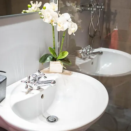 Stylish Studio In The Heart Of Apartment Budapest